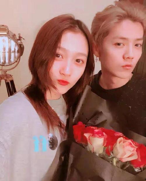 抖音娱乐圈最新爆料视频,明星幕后故事大揭秘！